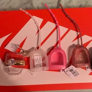 4 Pocketbac Holders ON HOLD